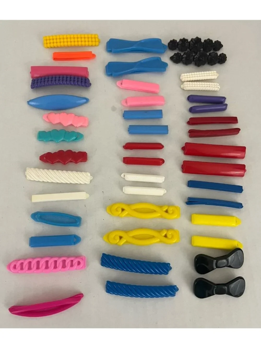 Vintage Hair Accessories Plastic Barrettes Clips Lot of 44 Singles & Sets
